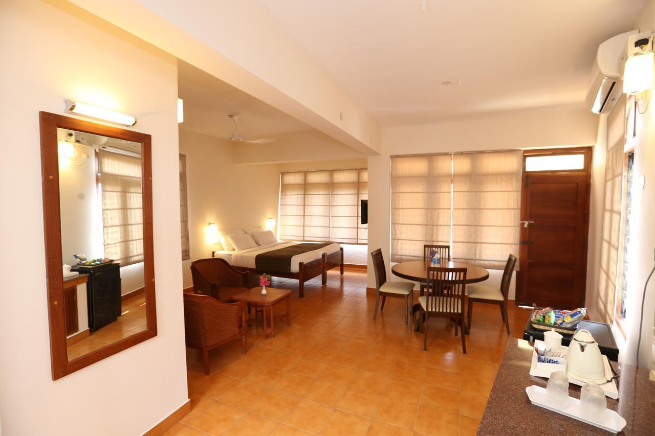 Abad Serviced Villas コーバラム エクステリア 写真